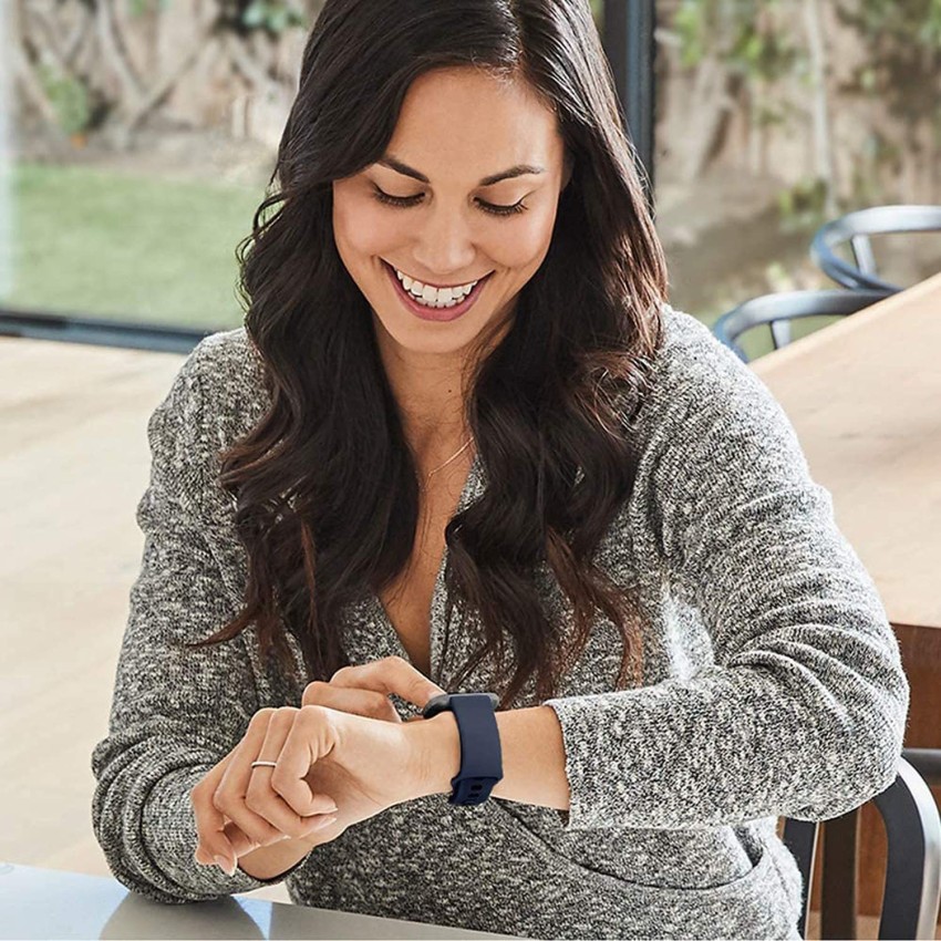 Fitbit navy outlet