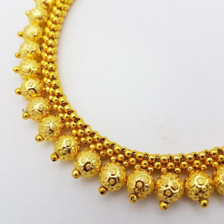 Buy online kolhapuri patta thushi designs with pan shaped pendant.