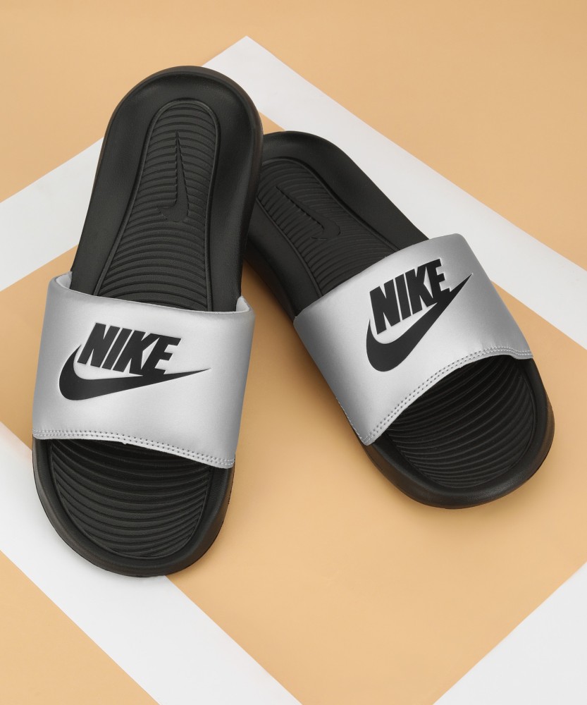 Silver 2025 nike slides