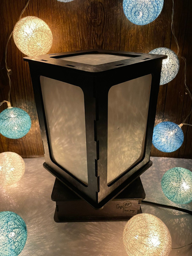 Rotating 2025 table lamp