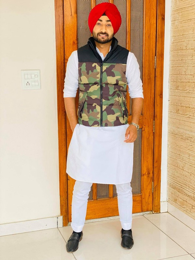 Ranjeet Bawa Poster Multicolor Photo Paper Print 12 inch X 18