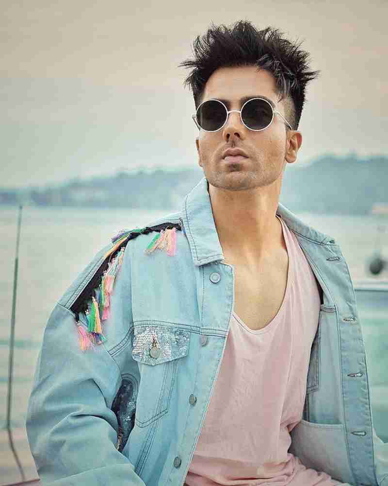 Hardy Sandhu Poster Multicolor Photo Paper Print 12 inch X 18 inch Rolled Photographic Paper Personalities posters in India Buy art film design movie music nature and educational paintings wallpapers ...