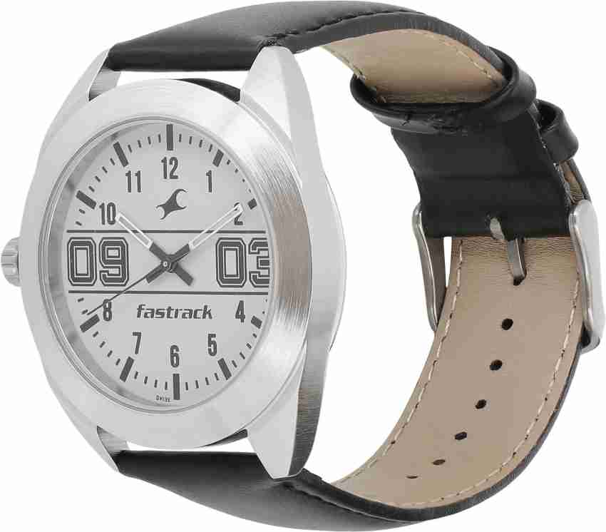 Fastrack 3175SL01 Varsity Analog Watch For Men Buy Fastrack