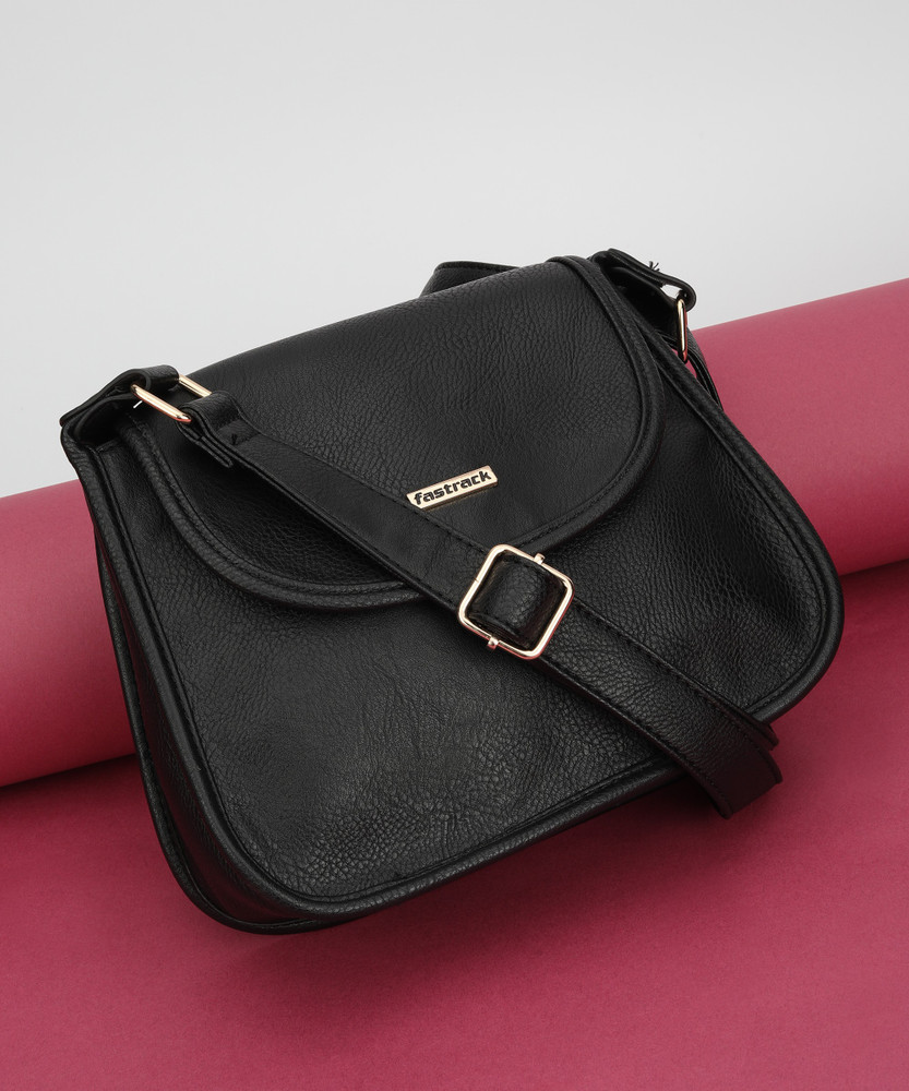 Share 168+ fastrack sling bags flipkart kidsdream.edu.vn