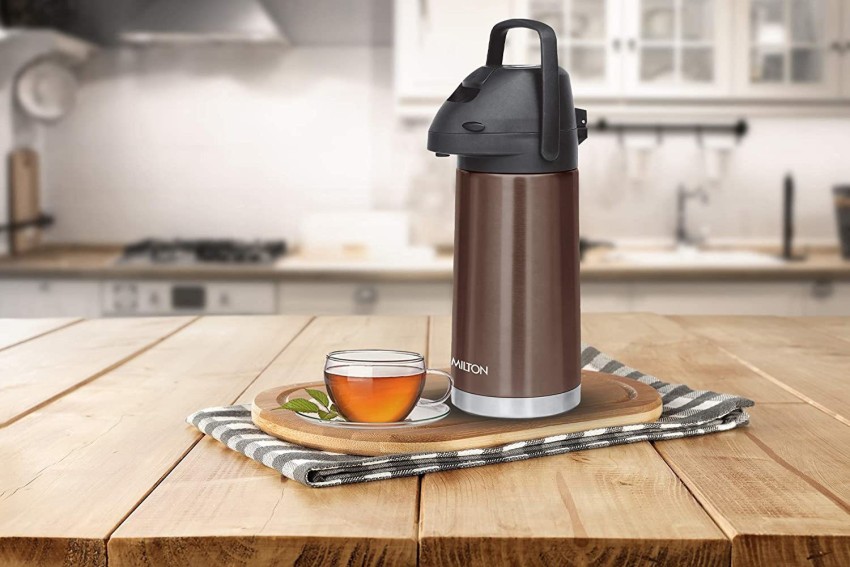 https://rukminim2.flixcart.com/image/850/1000/kykgb680/bottle/k/m/9/1900-pinnacle-2000-thermosteel-carafe-hot-cold-vacuum-insulated-original-imagarmnvghtngat.jpeg?q=90