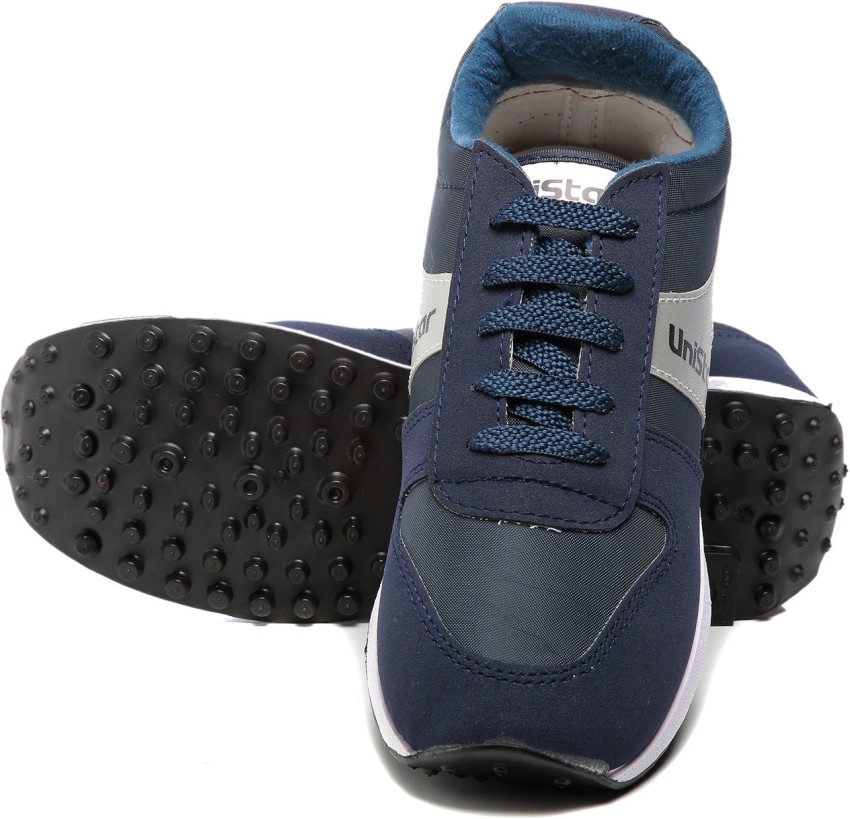 Unistar deals sports shoes