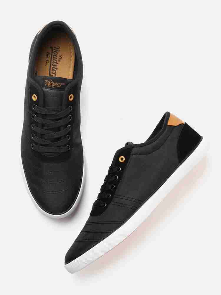 Roadster sales black shoes