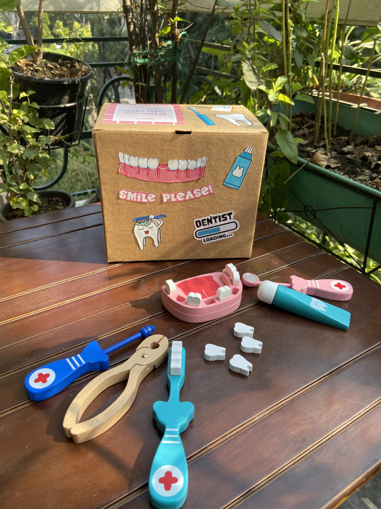 Dentist pretend play hot sale