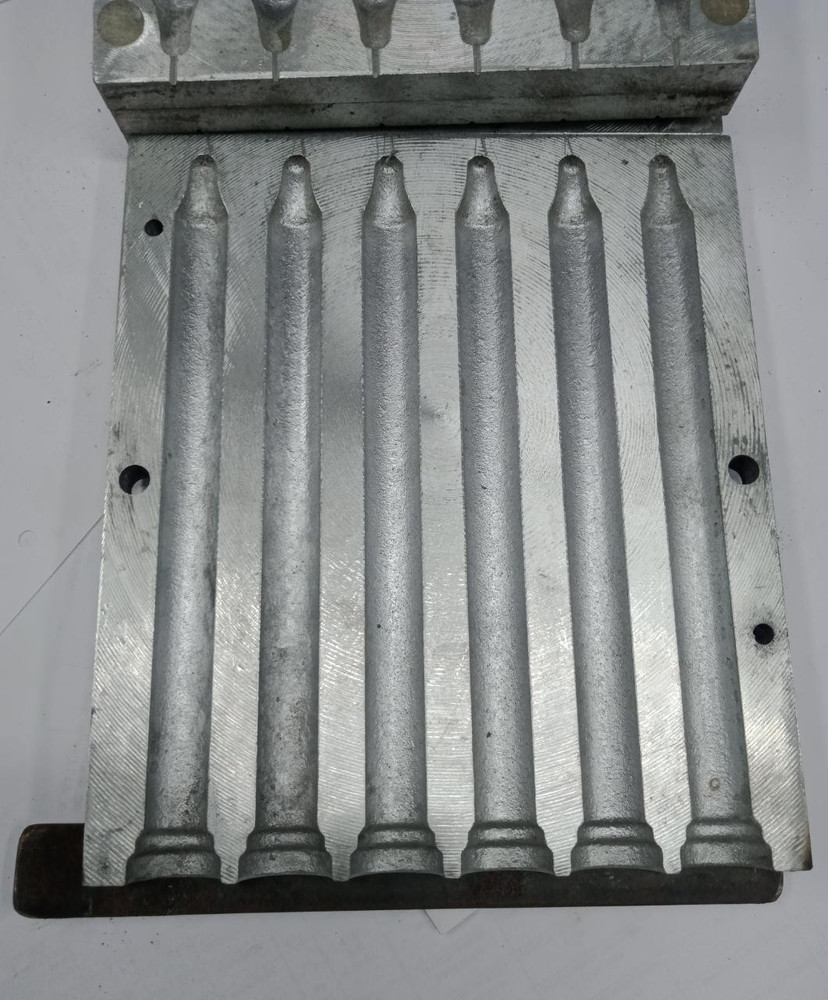 Candle moulds top