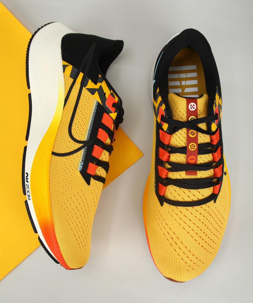Nike yellow pegasus top