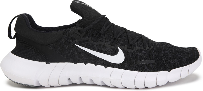 nike free run cena