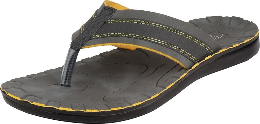 Popular mens flip online flops 2020