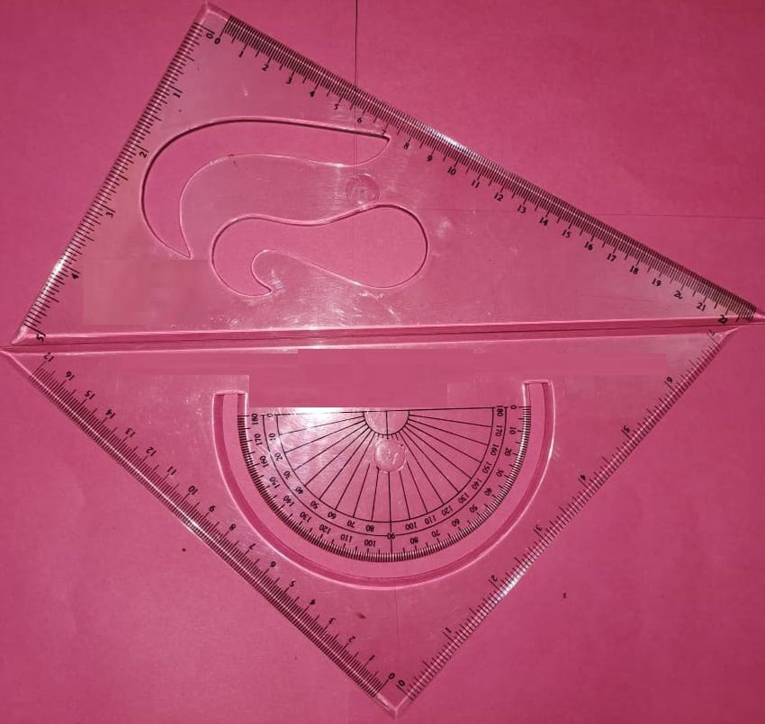 Set square store with french curve