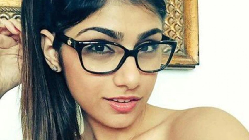 850px x 479px - Mia Khalifa American film actor Matte Finish Poster Paper Print - Animation  & Cartoons posters in India - Buy art, film, design, movie, music, nature  and educational paintings/wallpapers at Flipkart.com
