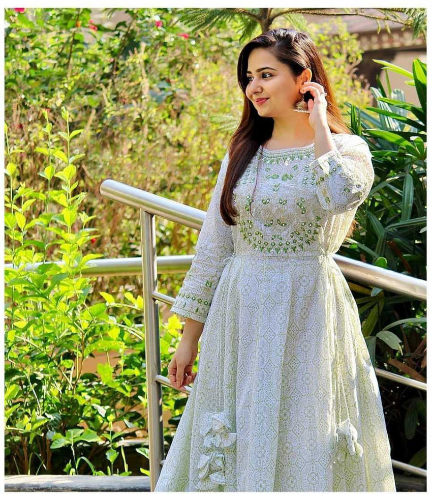 Flipkart offers gowns online
