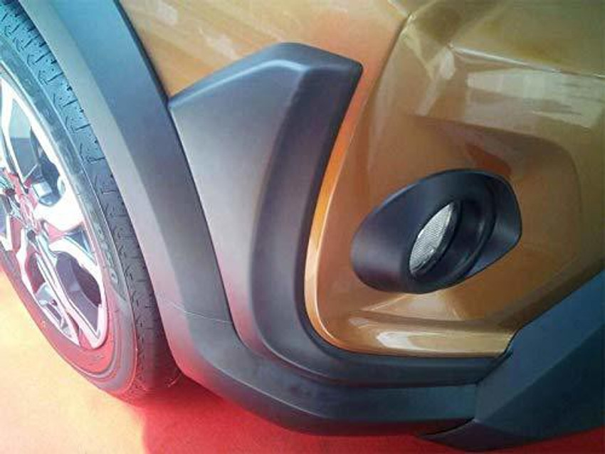 Honda wrv deals back bumper guard