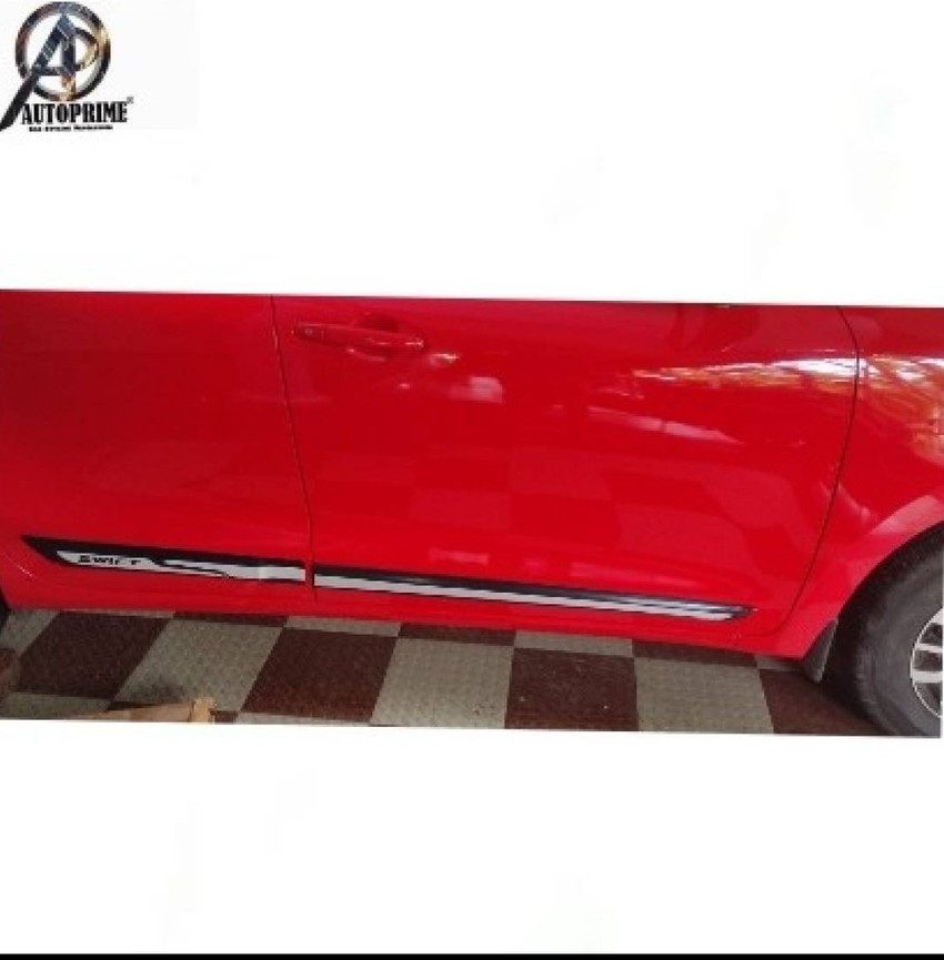 Swift body store side moulding