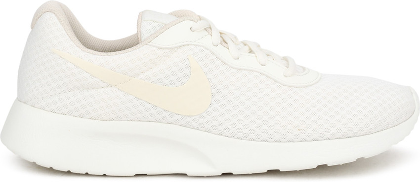 Nike tanjun womens white 2025