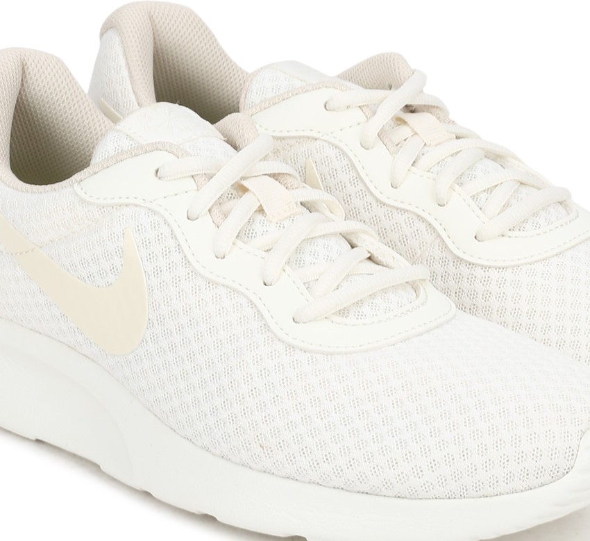 Nike tanjun hot sale white womens