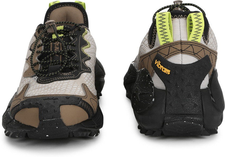 REEBOK Zig Kinetica II Edge Running Shoes For Men - Buy REEBOK Zig 