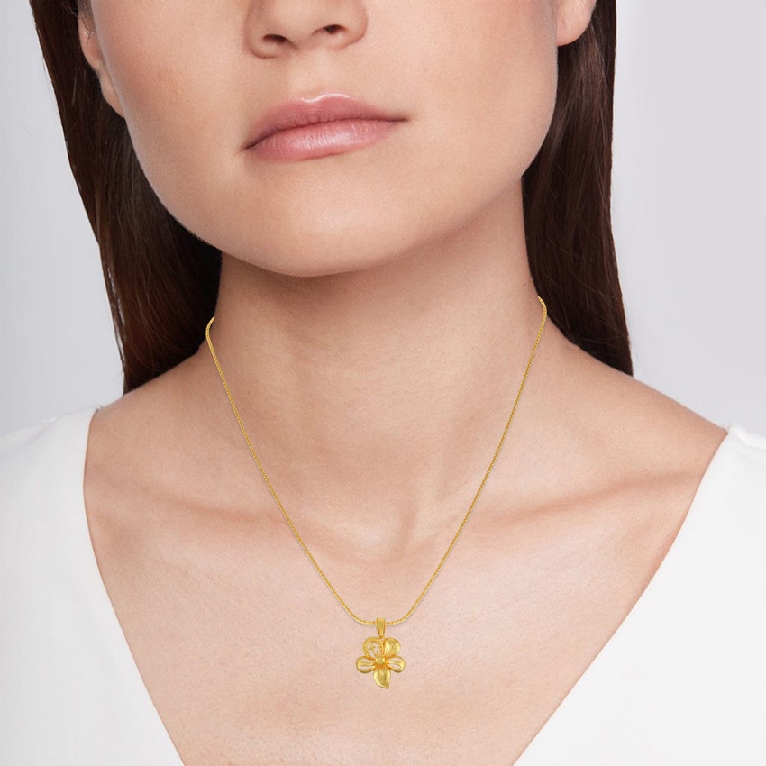 Hexoo Unique Design Gold Plated Pendant Locket For Girls Women Gold plated Metal Pendant Price in India Buy Hexoo Unique Design Gold Plated Pendant Locket For Girls Women Gold plated Metal