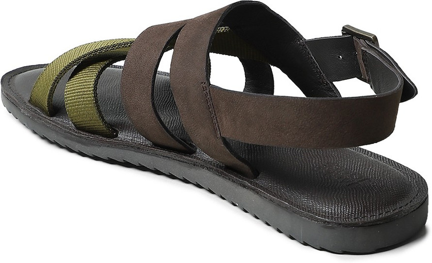 Acorn mens flip flops sales