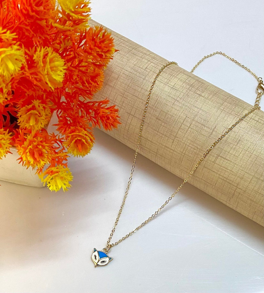 Light weight gold locket with hotsell price