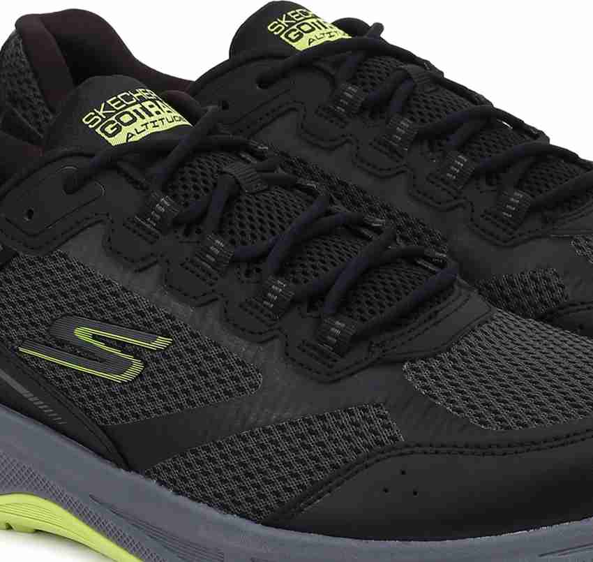 Skechers clearance in offerta