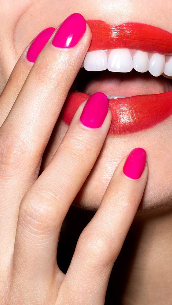 Multi colour nail polish, For Personal, Carten at Rs 25/piece in New Delhi  | ID: 24074341055