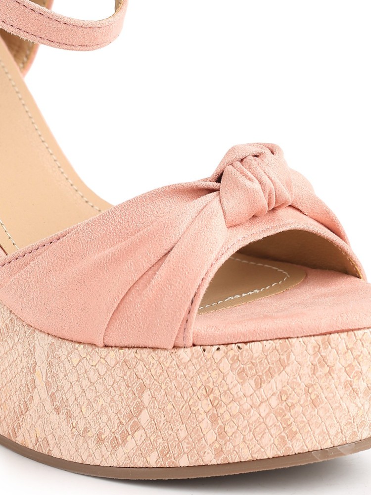 Baby discount pink wedges