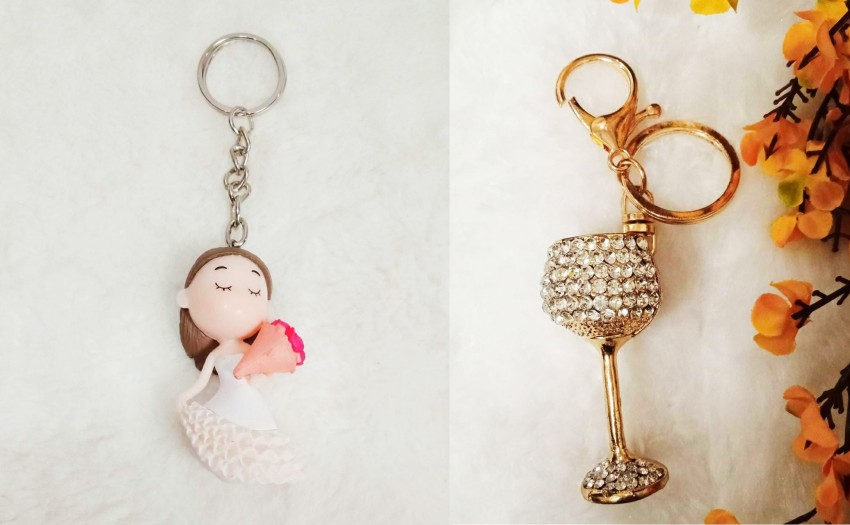 https://rukminim2.flixcart.com/image/850/1000/kzrbiq80/key-chain/l/s/m/gorgeous-bride-girl-keychain-crystal-rhinestone-wine-cup-original-imagbp3hnwzjhv2r.jpeg?q=90