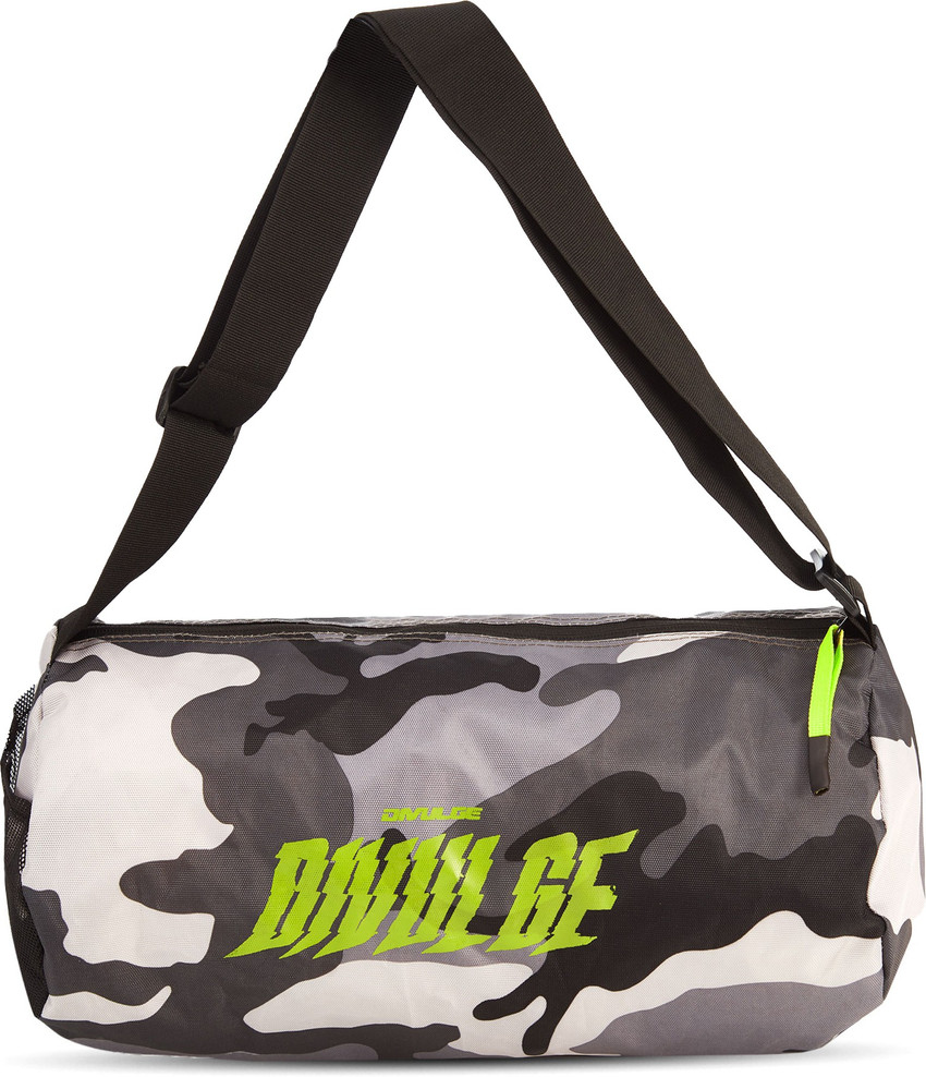 Gym shop bags flipkart