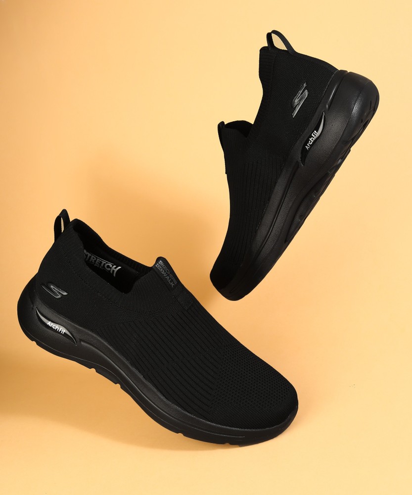 VARNISHED BLACK LEATHER WEDDING LOAFERS Shiny black leather smart shoes for  men