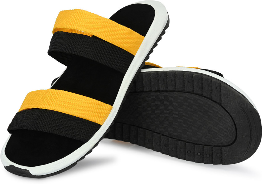 Aggregate 78+ mens novelty football slippers super hot dedaotaonec