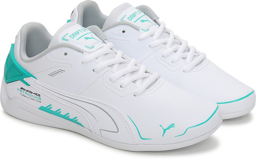 プーマウルトラベンツ