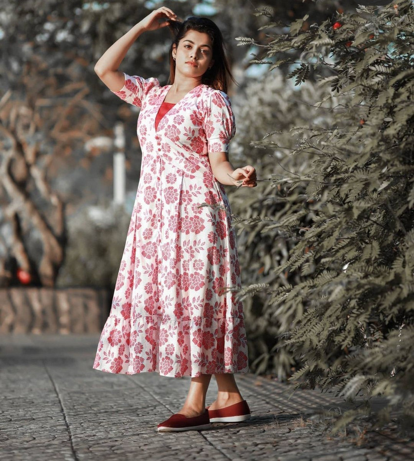 ELEGANTARTFASHION Women Fit and Flare White Red Dress