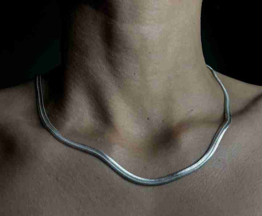 SILVERISH 2MM Flat Silver Chain for Men and Women Platinum Plated Silver Chain 22 inch Platinum Plated Stainless Steel Chain Price in India Buy SILVERISH 2MM Flat Silver Chain for Men