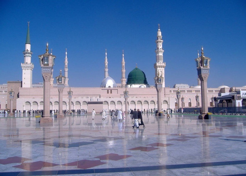 Beautiful Mosque Wallpapers - Top Free Beautiful Mosque Backgrounds -  WallpaperAccess