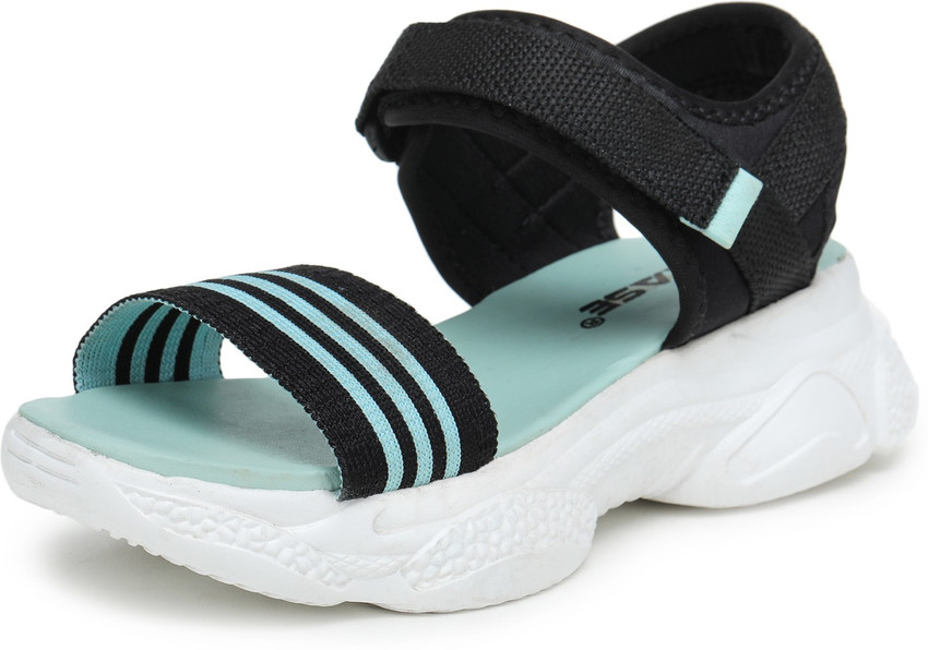 Trase sandals outlet