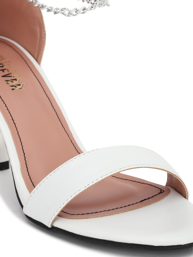 White heels best sale forever 21
