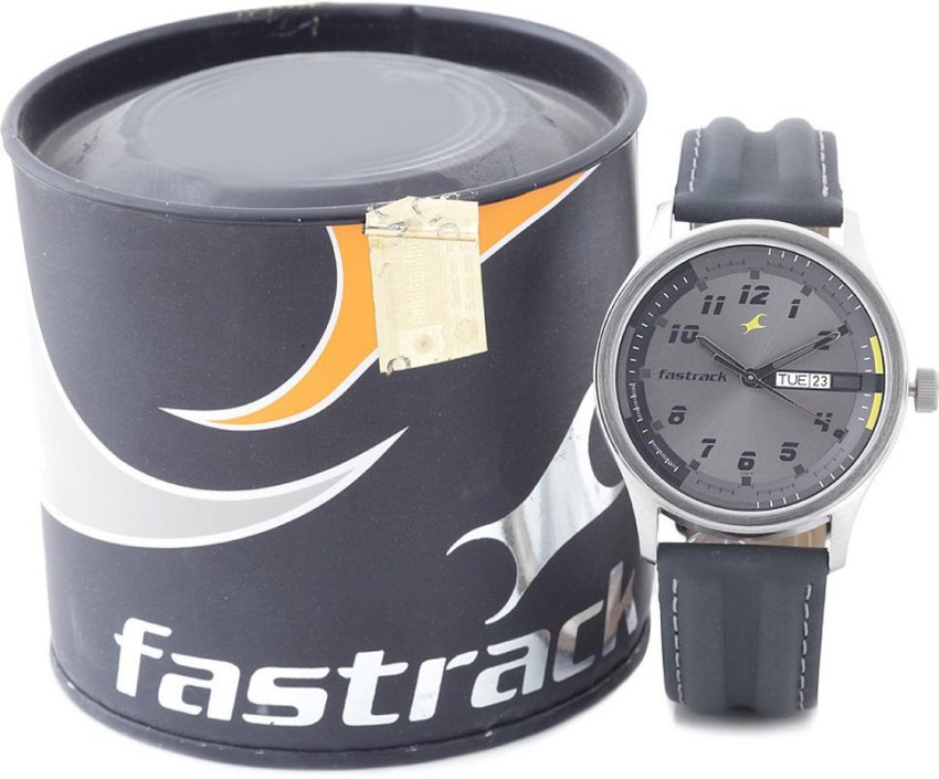 Fastrack watch with store date and day