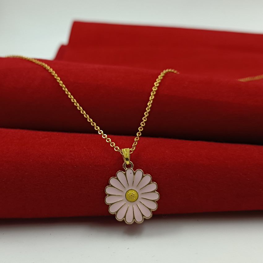 Color top daisy necklace