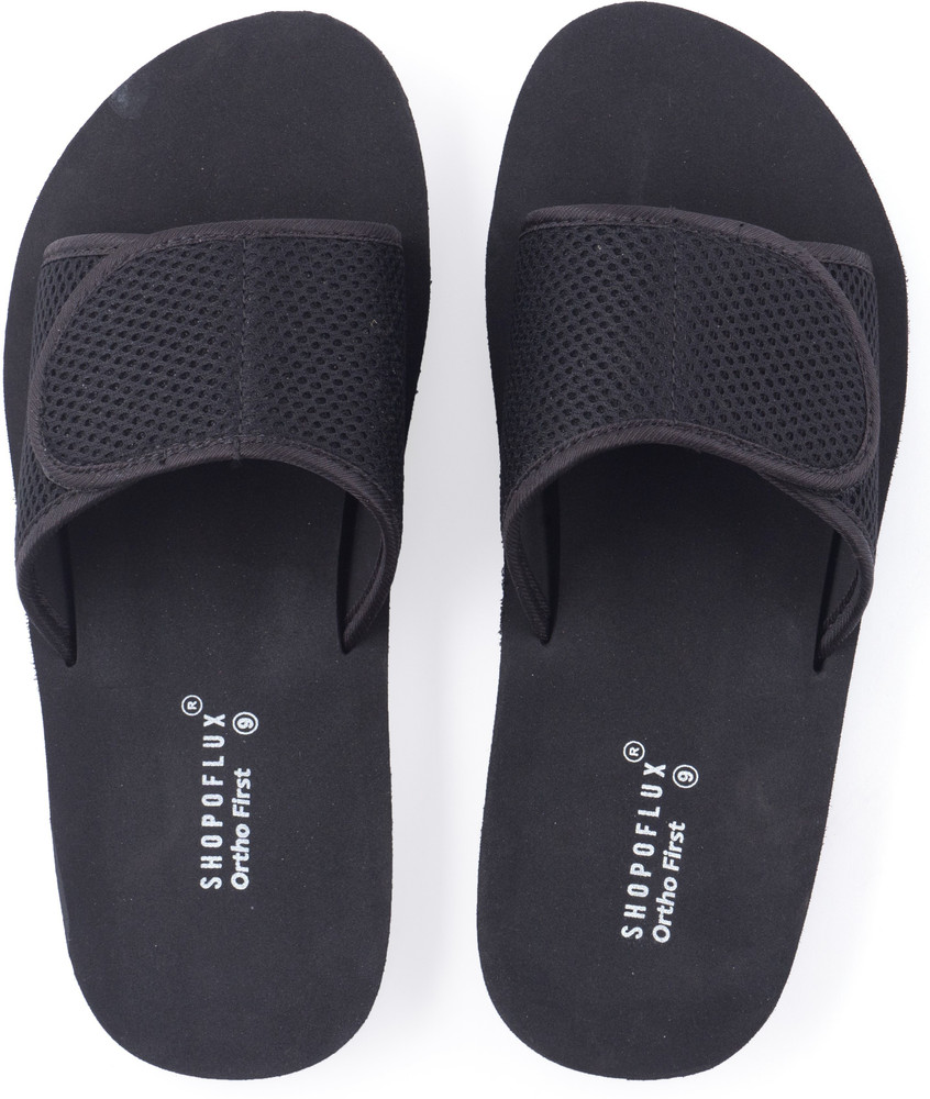 Initial deals slippers mens