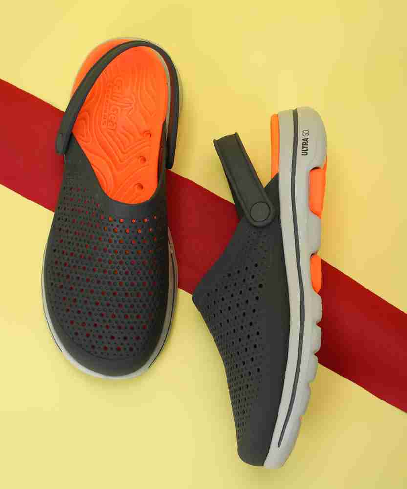 Skechers sneaker clogs top