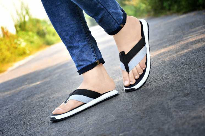 Shoe zone online slippers mens