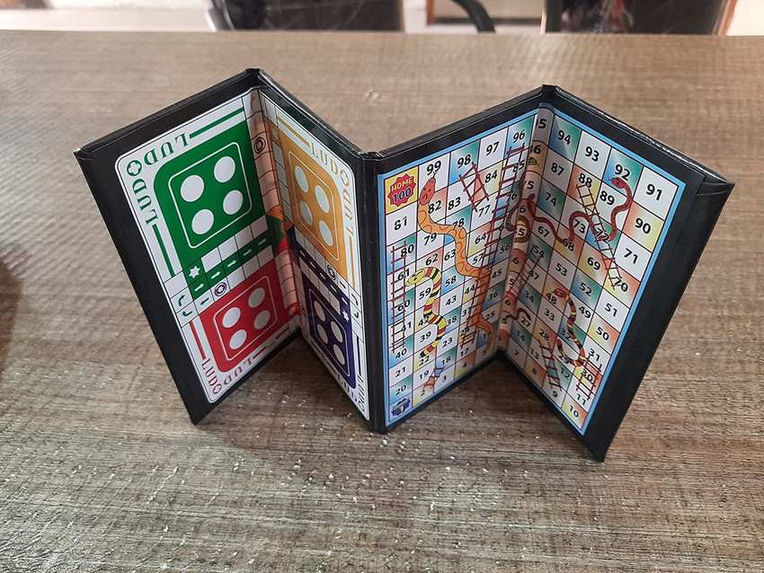 Pocket Magnetic Ludo Travel Game 1-4 players COMPLETE no349