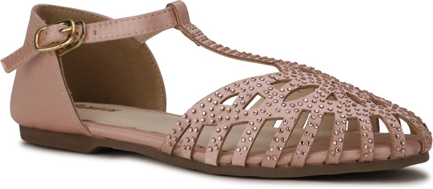 Flat sandals for girls flipkart hot sale