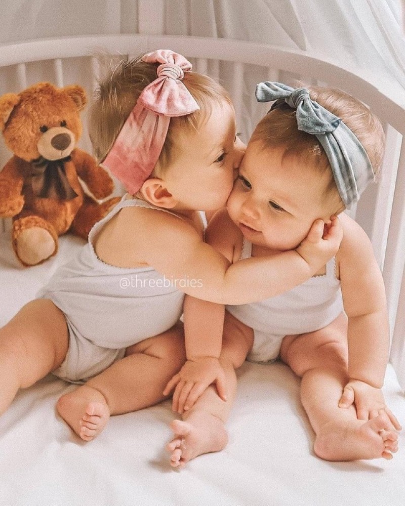 cute twins babies wallpapers