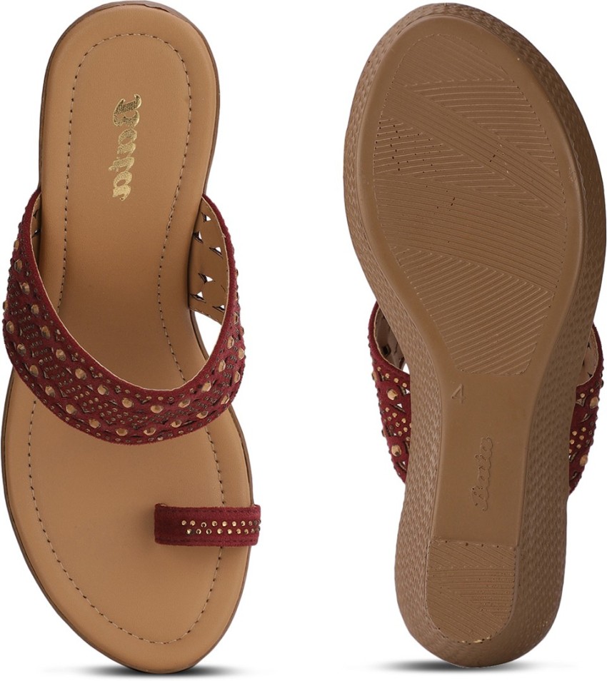 Bata discount flat chappal