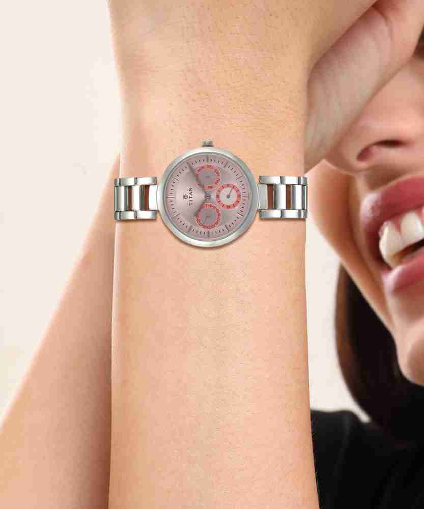 Titan tagged nf2480sm02 women's watches outlet